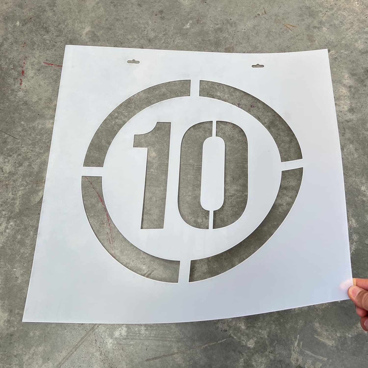 10km-speed-limit-stencil